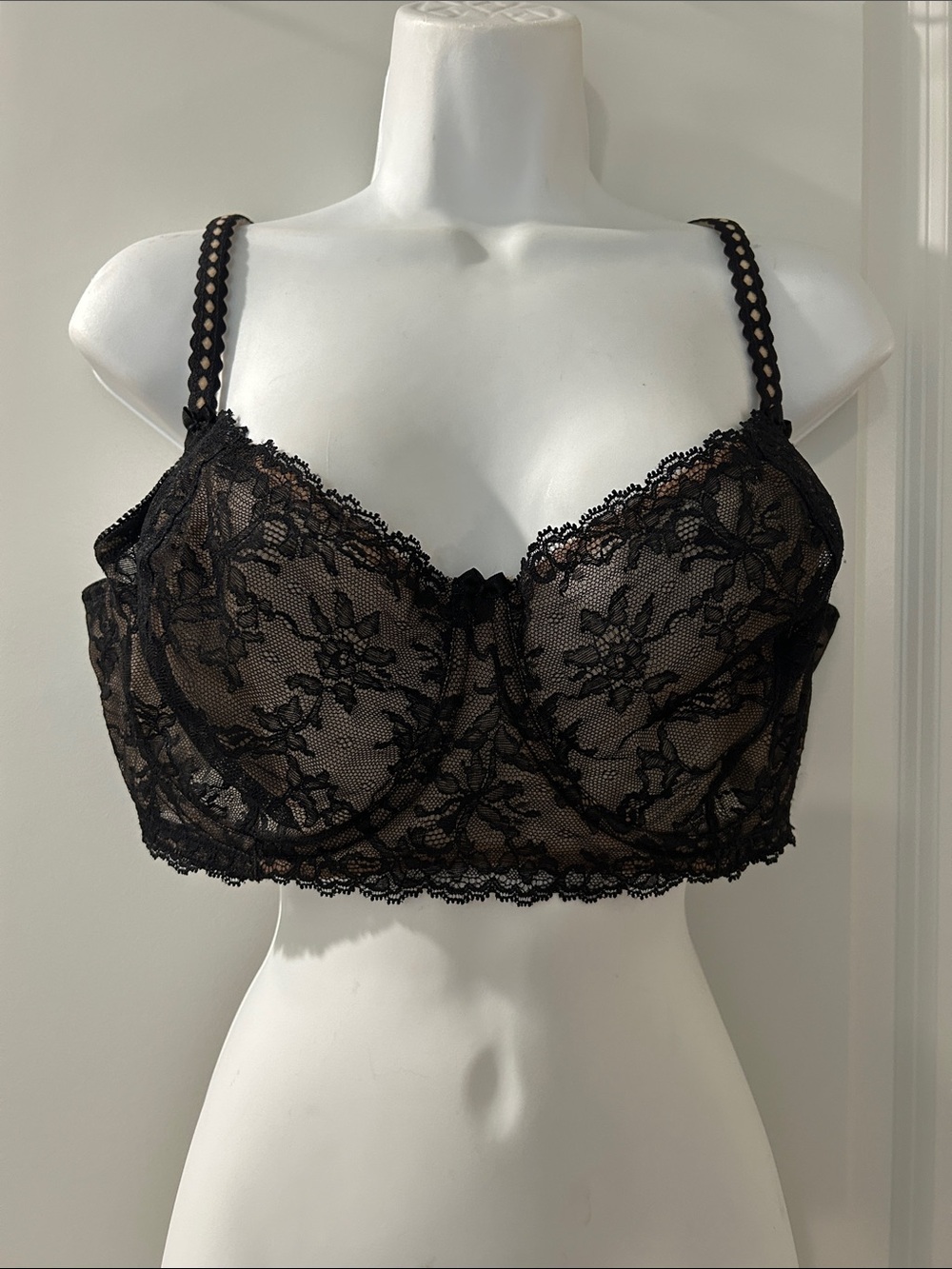 Celina Sheer Black Lace Underwire Bra - Women's Intimates
